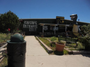 Grand Canyon Caverns Inn